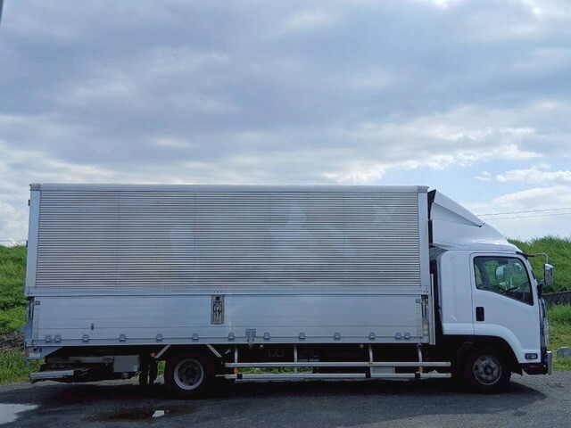 いすゞフォワードアルミウイング中型（4t）[写真04]