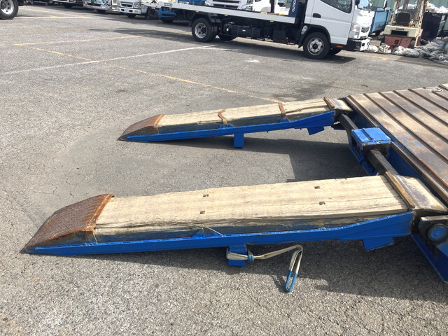 UDトラックスビッグサムセルフローダー大型（10t）[写真14]