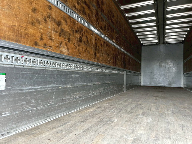 日野プロフィアアルミウイング大型（10t）[写真13]