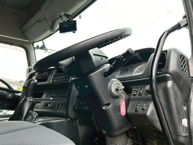 日野プロフィアアルミウイング大型（10t）[写真26]