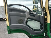 いすゞフォワードアルミウイング中型（4t）[写真19]