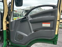 いすゞフォワードアルミウイング中型（4t）[写真20]