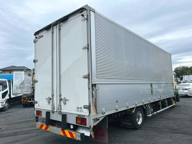 いすゞフォワードアルミウイング中型（4t）[写真02]