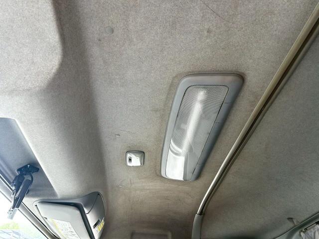 いすゞフォワードアルミウイング中型（4t）[写真20]