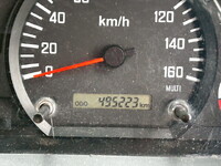 いすゞフォワードアルミウイング中型（4t）[写真27]