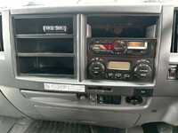 いすゞフォワードアルミウイング中型（4t）[写真28]