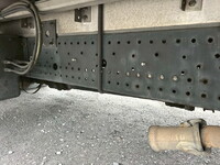 いすゞフォワードアルミウイング中型（4t）[写真36]