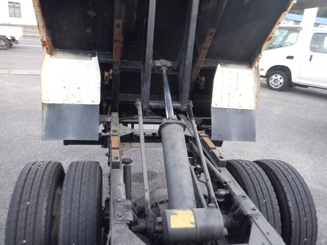 いすゞエルフダンプ小型（2t・3t）[写真11]