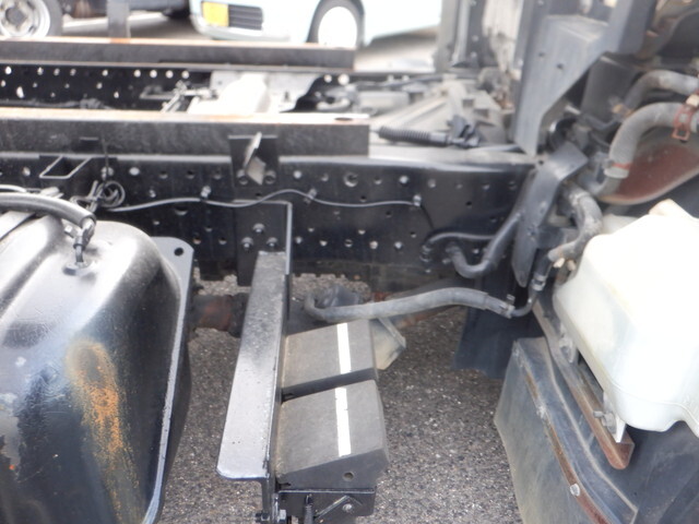 いすゞエルフダンプ小型（2t・3t）[写真16]