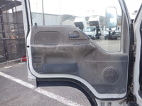 いすゞエルフダンプ小型（2t・3t）[写真31]