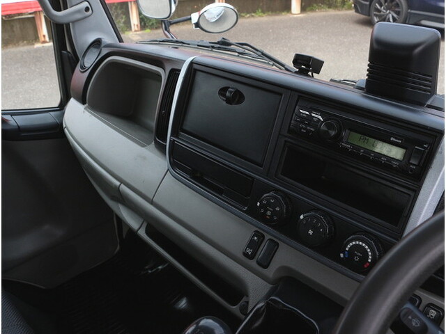 三菱ふそうキャンターダンプ小型（2t・3t）[写真24]