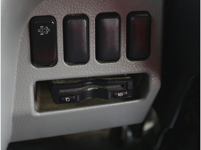 三菱ふそうキャンターダンプ小型（2t・3t）[写真26]