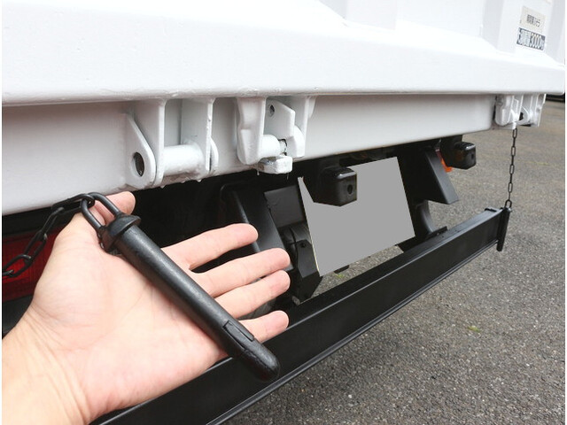 三菱ふそうキャンターダンプ小型（2t・3t）[写真05]