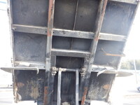 いすゞエルフダンプ小型（2t・3t）[写真14]