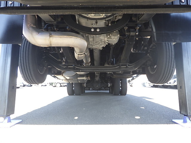 三菱ふそうスーパーグレートセルフローダー大型（10t）[写真10]