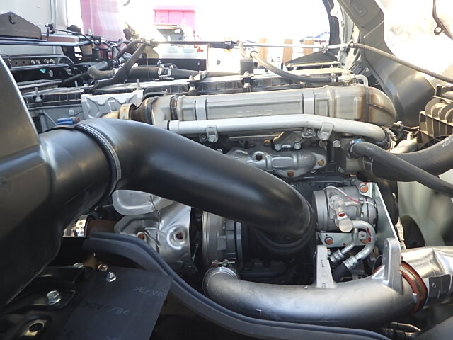 三菱ふそうスーパーグレートセルフローダー大型（10t）[写真25]