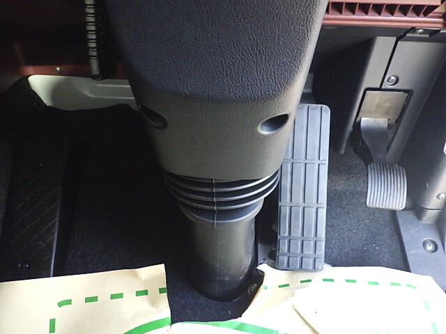 三菱ふそうスーパーグレートセルフローダー大型（10t）[写真34]