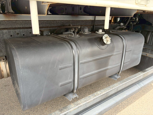 日野デュトロ平ボディ小型（2t・3t）[写真19]