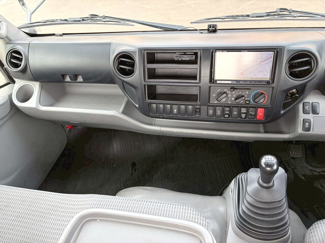 日野デュトロ平ボディ小型（2t・3t）[写真29]