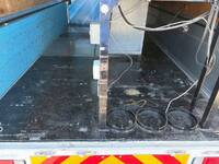 いすゞエルフアルミウイング小型（2t・3t）[写真09]