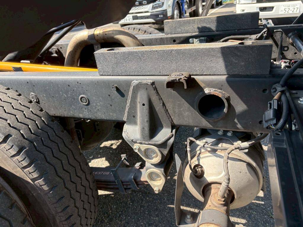 三菱ふそうキャンターダンプ小型（2t・3t）[写真15]