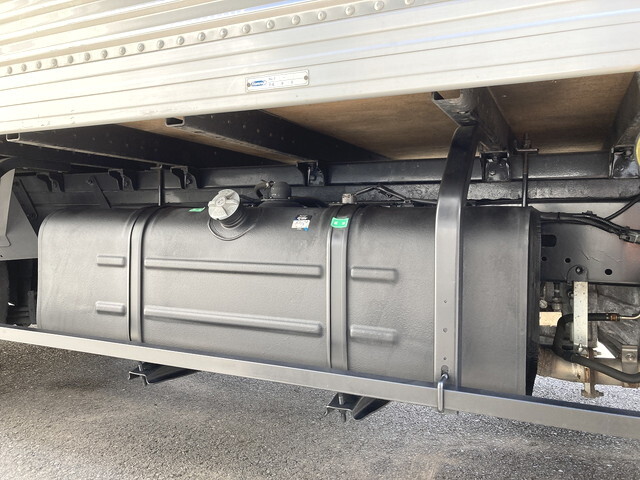 トヨタトヨエースアルミバン小型（2t・3t）[写真10]