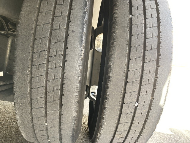 トヨタトヨエースアルミバン小型（2t・3t）[写真13]