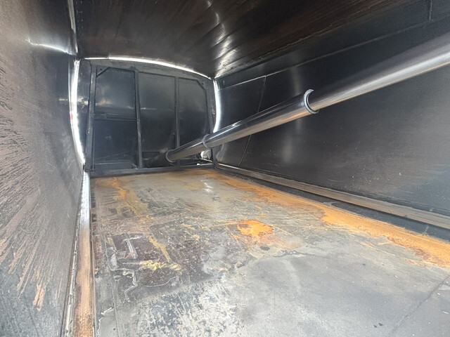 三菱ふそうファイターパッカー車（塵芥車）増トン（6t・8t）[写真18]