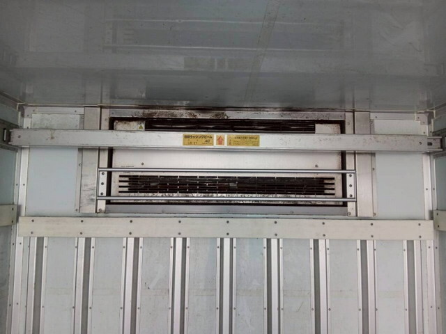 三菱ふそうファイター冷凍車（冷蔵車）中型（4t）[写真16]