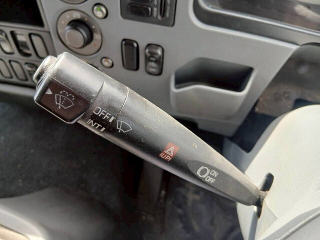 三菱ふそうファイター冷凍車（冷蔵車）中型（4t）[写真22]