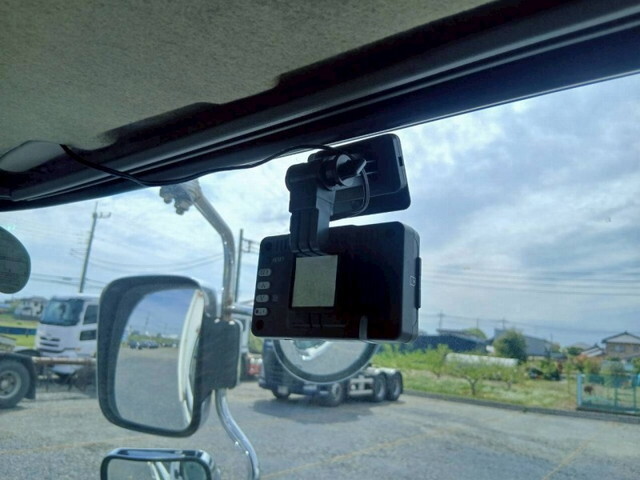 三菱ふそうファイター冷凍車（冷蔵車）中型（4t）[写真27]