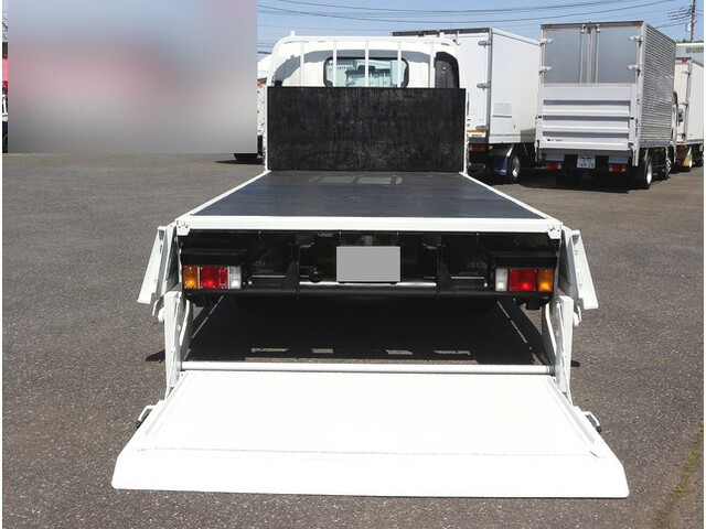 いすゞエルフ平ボディ小型（2t・3t）[写真12]