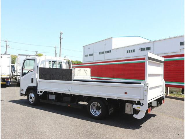 いすゞエルフ平ボディ小型（2t・3t）[写真02]