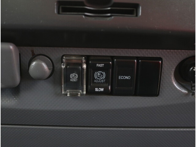 いすゞエルフ平ボディ小型（2t・3t）[写真26]