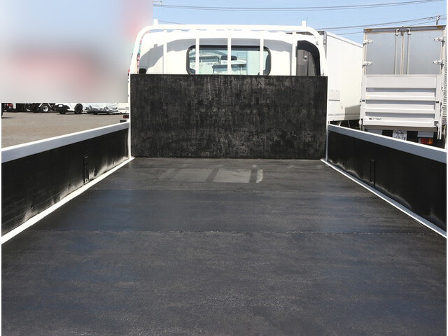 いすゞエルフ平ボディ小型（2t・3t）[写真09]