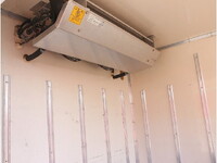 いすゞエルフ冷凍車（冷蔵車）小型（2t・3t）[写真15]