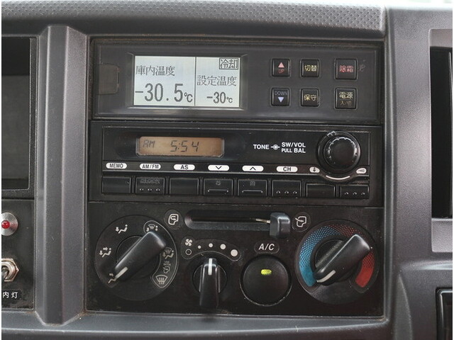 いすゞエルフ冷凍車（冷蔵車）小型（2t・3t）[写真20]