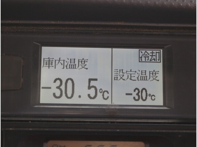 いすゞエルフ冷凍車（冷蔵車）小型（2t・3t）[写真21]
