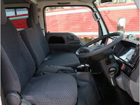 いすゞエルフダブルキャブ（Wキャブ）小型（2t・3t）[写真18]