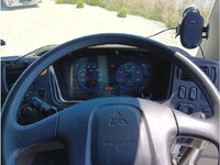 三菱ふそうスーパーグレート平ボディ大型（10t）[写真19]