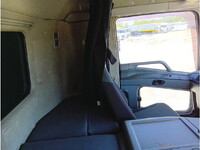 三菱ふそうスーパーグレート平ボディ大型（10t）[写真27]