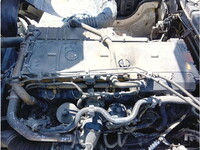 三菱ふそうスーパーグレート平ボディ大型（10t）[写真32]