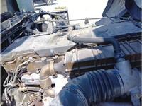 三菱ふそうスーパーグレート平ボディ大型（10t）[写真34]