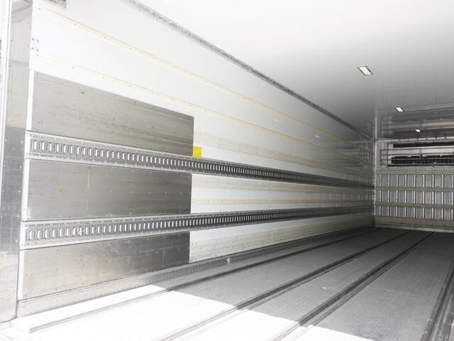 いすゞギガ冷凍車（冷蔵車）大型（10t）[写真11]