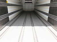 いすゞギガ冷凍車（冷蔵車）大型（10t）[写真15]