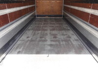 三菱ふそうファイターアルミウイング増トン（6t・8t）[写真18]