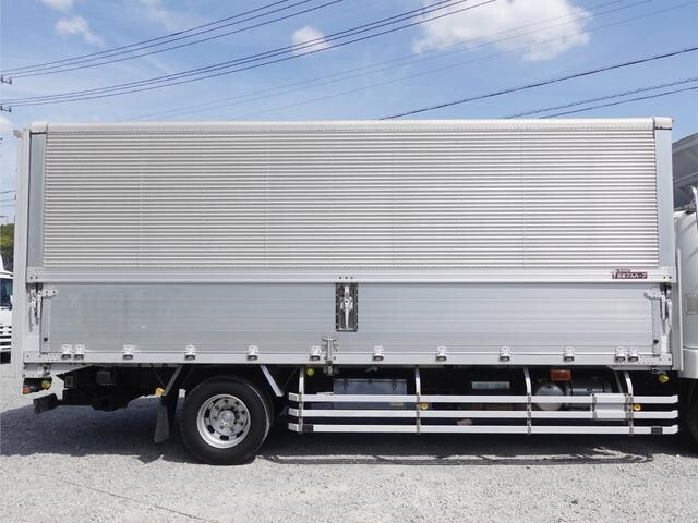 三菱ふそうファイターアルミウイング増トン（6t・8t）[写真08]