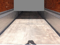 いすゞフォワードアルミウイング増トン（6t・8t）[写真11]