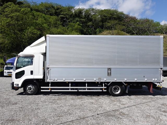 いすゞフォワードアルミウイング中型（4t）[写真08]