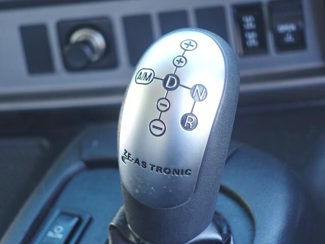 日野プロフィアトレーラーヘッド（トラクターヘッド）大型（10t）[写真26]